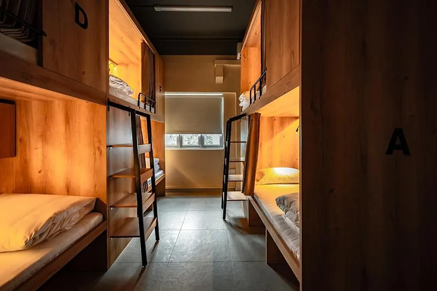 אכסניה Gusti Bed & Breakfast סינגפור