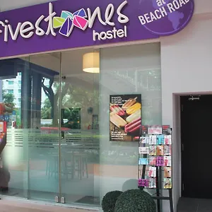  Hostel Five Stones